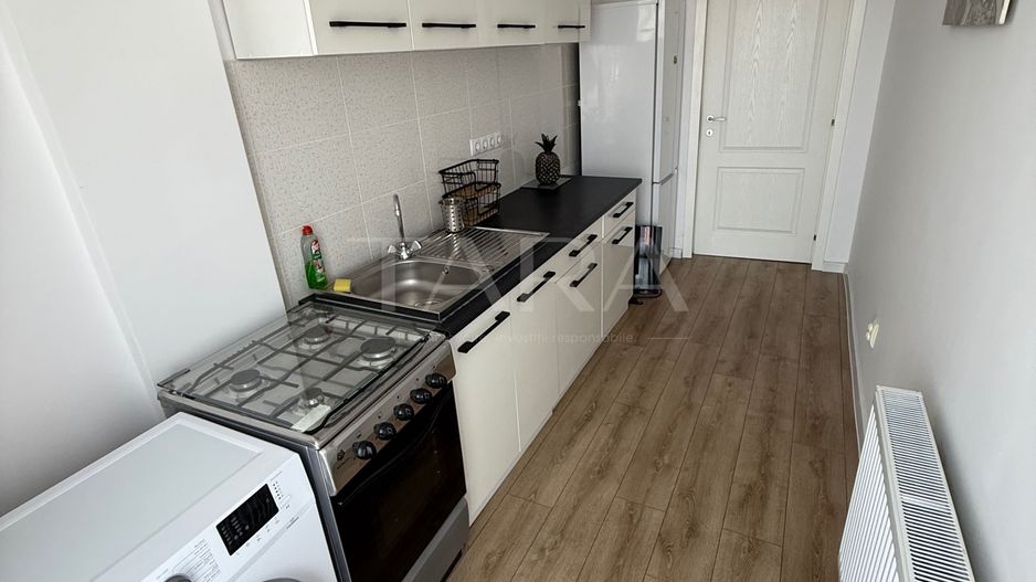 Apartament 1 cameră, mobilat și utilat, cu parcare inclusă. - Poză 2