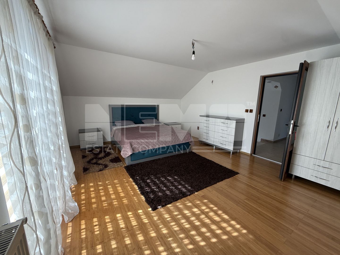 Casa Radauti I 5 camere I 219 mp I Teren 10 ari - Poză 10