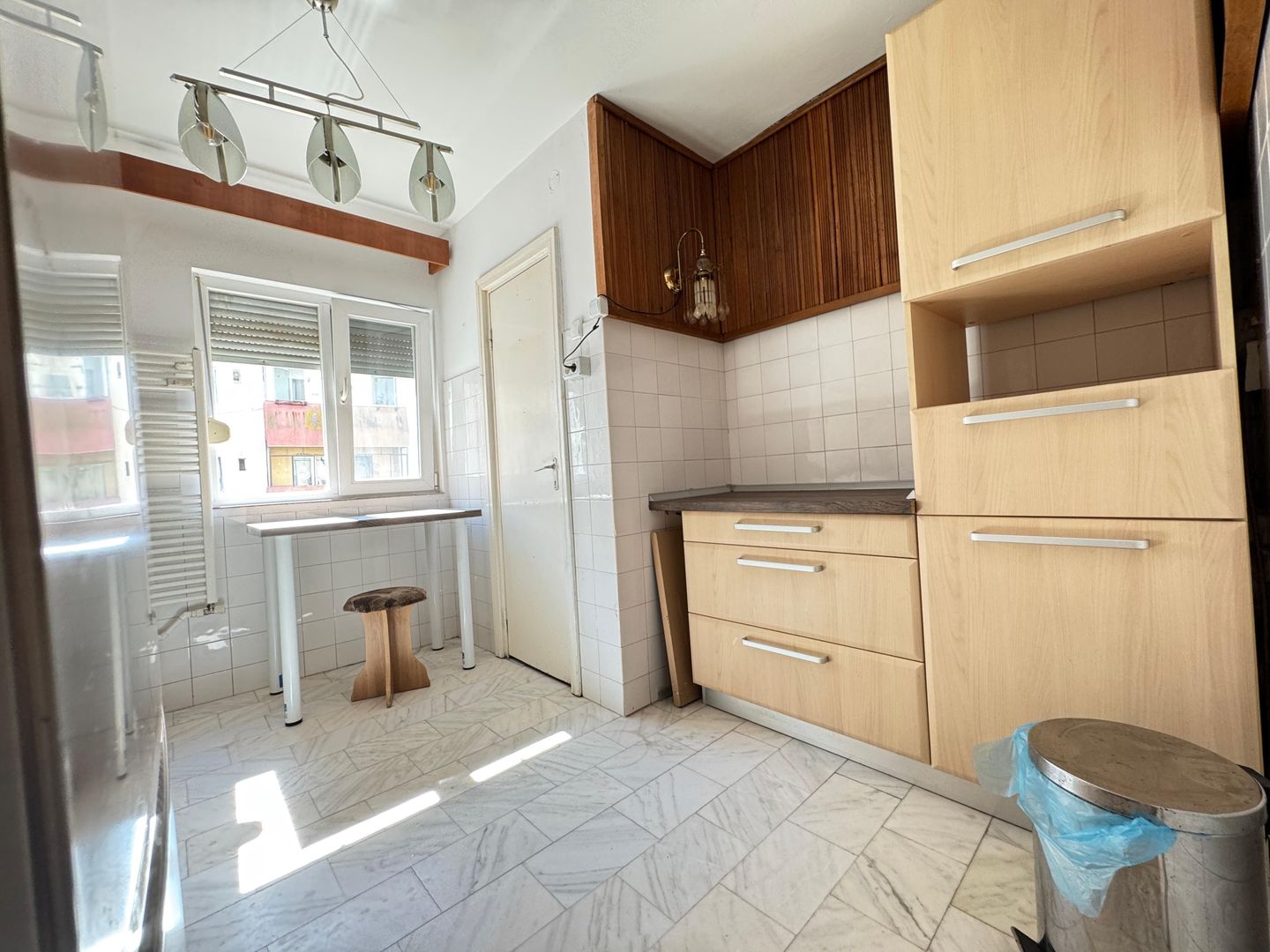 Apartament 3 camere-Spitalul Judetean-Girocului - Poză 2