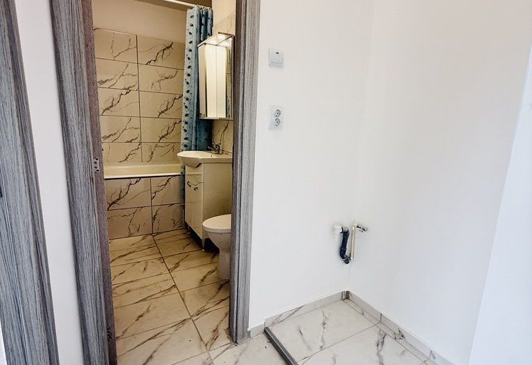 Dambovita | 2 camere | Renovat | Bloc izolat - Poză 6