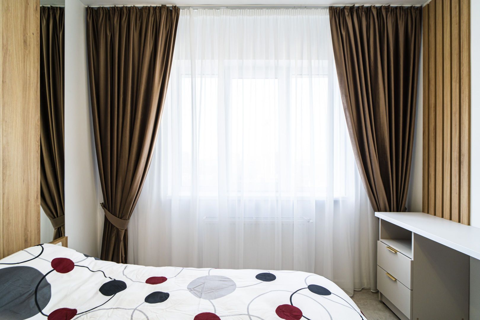 De inchirait, 2 camere, etaj 8 din 11, mobilat-utilat, Metrou Valea Ialomitei - Poză 7