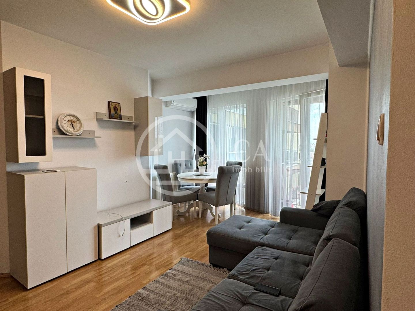 Apartament de închiriat cu 3 camere în zona PRIMA NUFARUL, Oradea - Poză 1