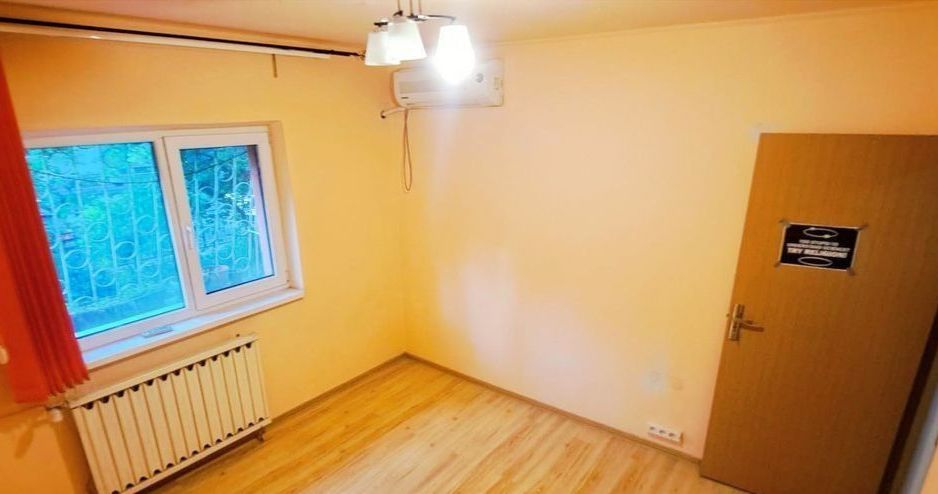 Ap.3 cam de inchiria | 73mp | Parter | bloc reabilitat | 13 Septembrie-Botorani - Poză 5