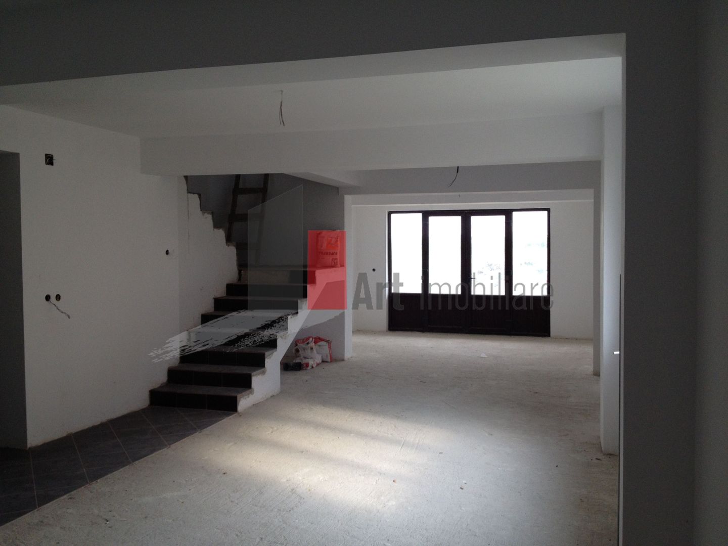 6 camere | 4 bai | 367 mp | 225000 euro |  Cartier Henri Coanda - Poză 1