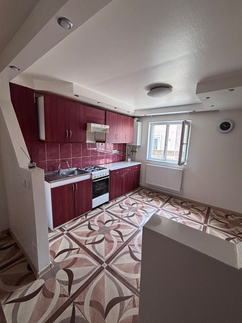 Apartament de vanzare zona cetate - Poză 4