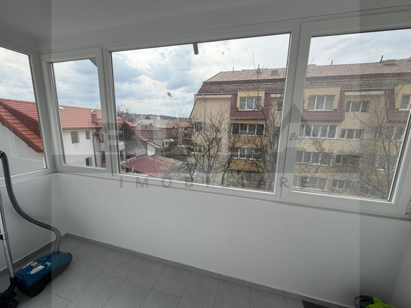 Apartament de 2 camere, decomandat, 56mp, zona Nicoale Titulescu - Poză 14
