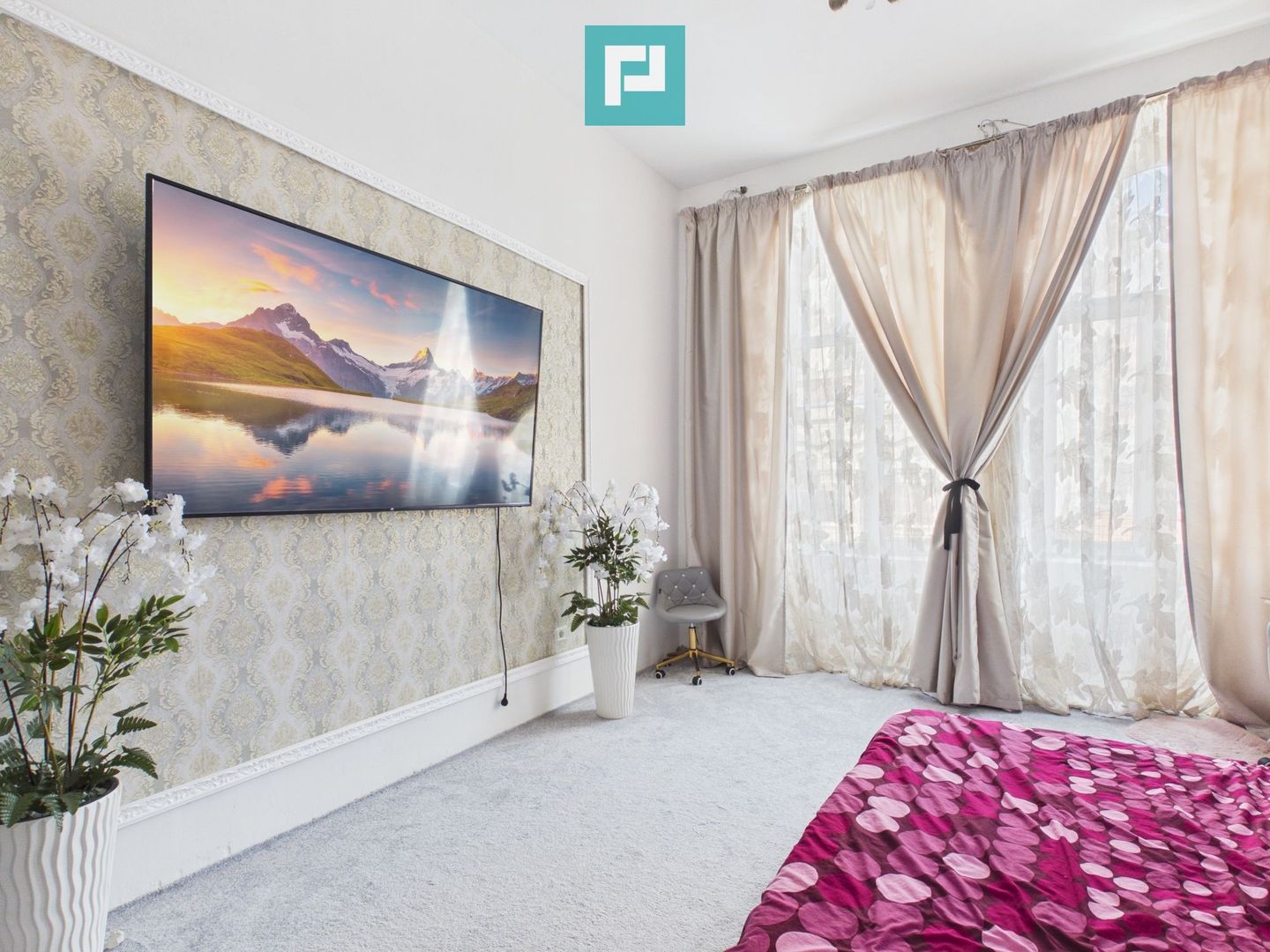 Apartament cu 4 camere – Zona Centrală - Poză 2