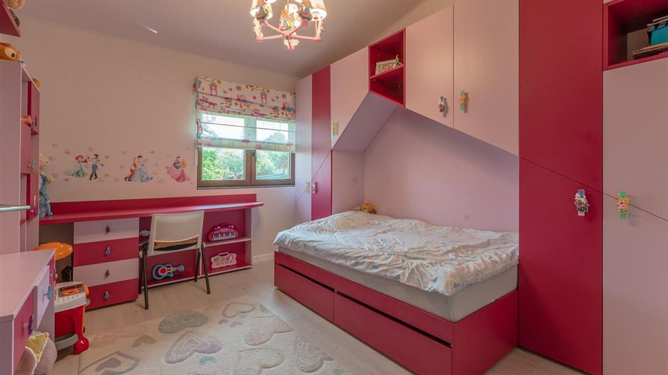 Calitate si confort in Cristian - Poză 17