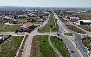 Teren 1053 mp  Servicii langa drum 4 benzi Giarmata - Poză 1