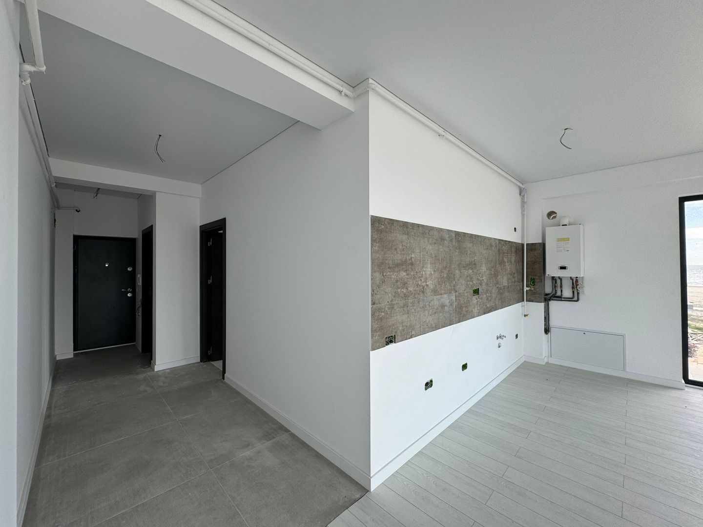 Apartament de vanzare 2 camere- vedere la mare - Poză 10