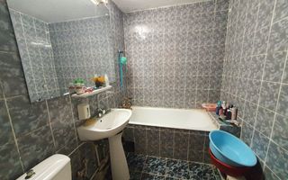 Apartament 3 camere, decomandat, 2 bai, zona Kaufland - Poză 7