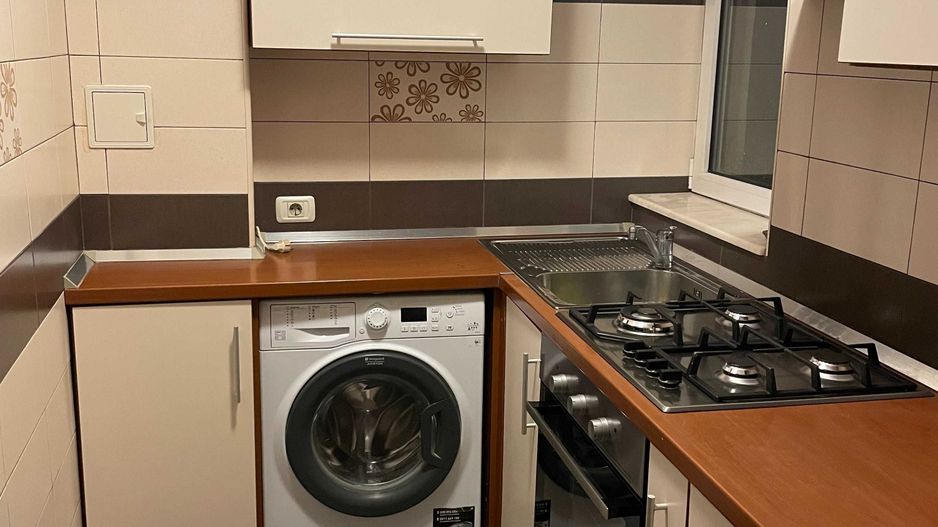 Apartament 3 camere, modilat si utilat modern, Sala Palatului, Cismigiu. - Poză 3