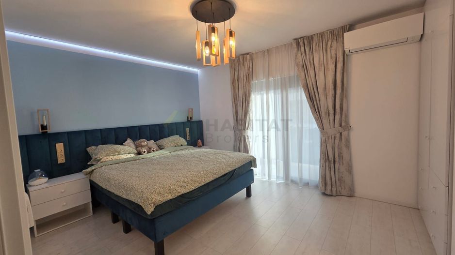 Vilă  cu mansardă, piscină și design modern – Tunari - Poză 14