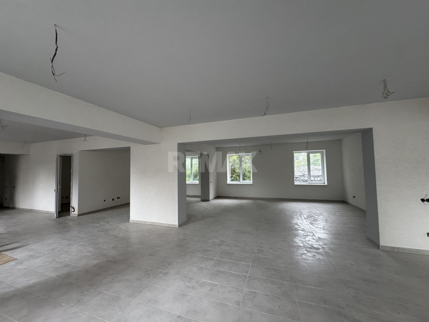 Spațiul comercial in chirie Prima Linie! - Poză 4
