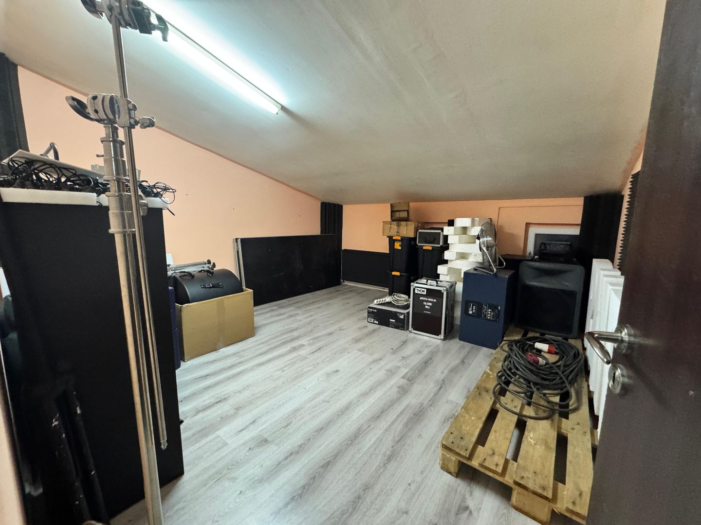 Spatiu Comercial De Inchiriat | Calea Martirilor | 54 mp | Etaj 1 - Poză 4