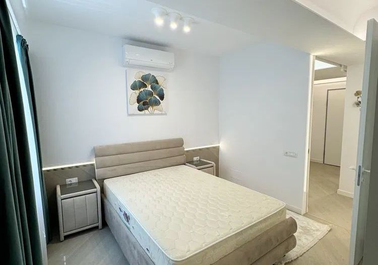 Apartament de 3 Camere în Cortina North I Mobilat Complet I Piscina - Poză 6