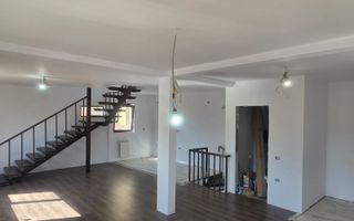 Vila Modernă și Complet Renovată în Otopeni – Oferă Confort și Accesibilitate - Poză 4