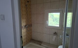 BRASADAS vinde casa individuala 9 cam in Bercu Rosu. - Poză 6