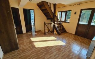 Casă de închiriat, Rusenii Vechi, Holboca - 7 camere, curte 400 mp - Poză 7
