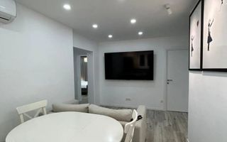 Închiriez apartament 3 camere lux, Unirii, centrală proprie - Poză 6