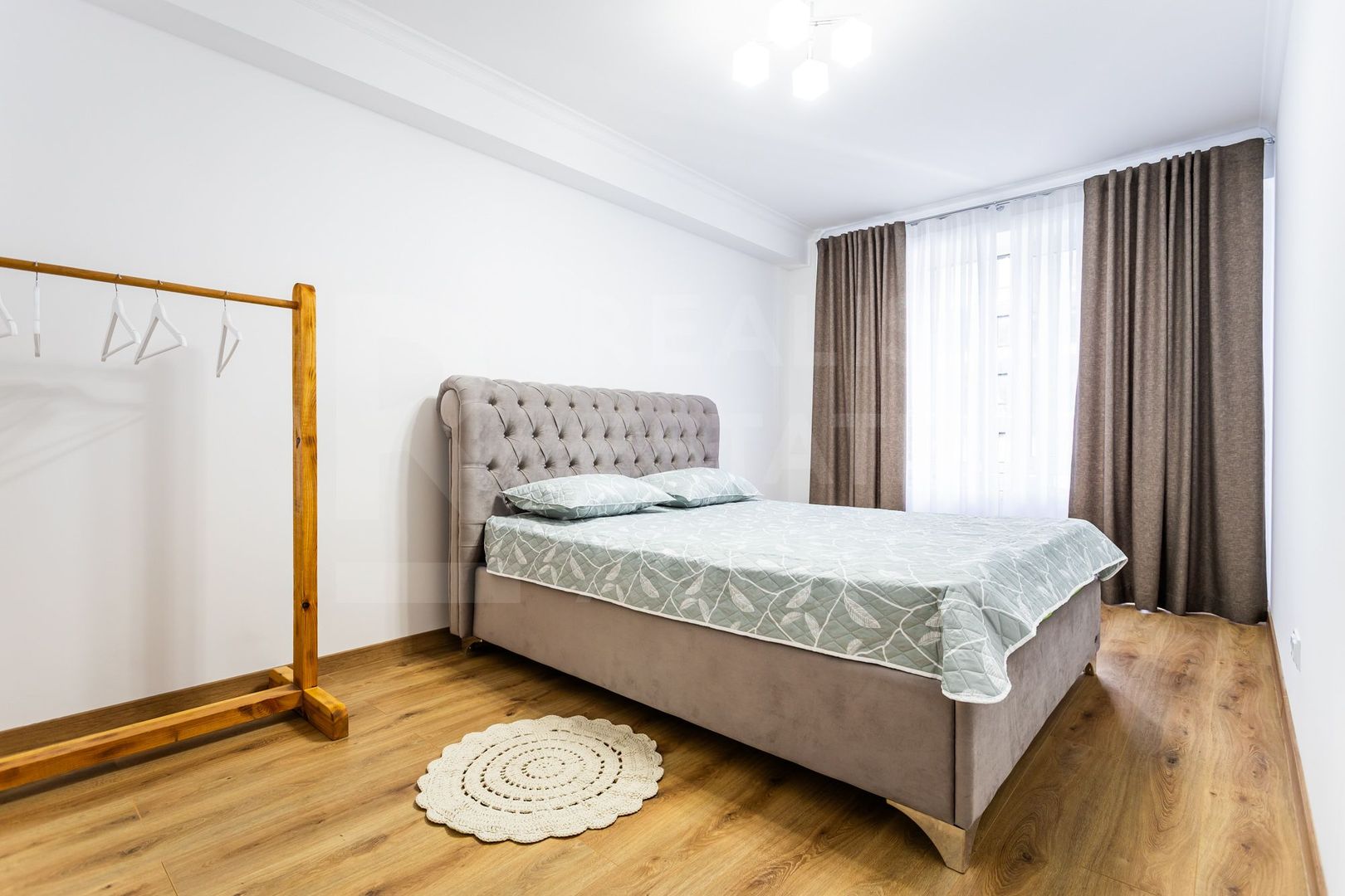 Chirie, apartament, 2 camere, strada Calea Ieşilor, Sculeni - Poză 9