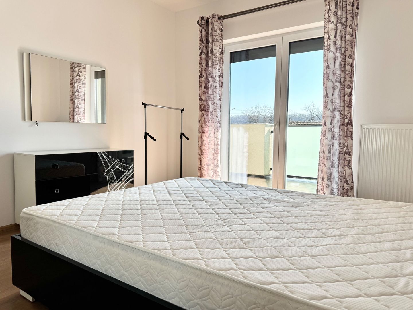 Apartament modern, lift și parcare – zona Calea Lipovei - Poză 19