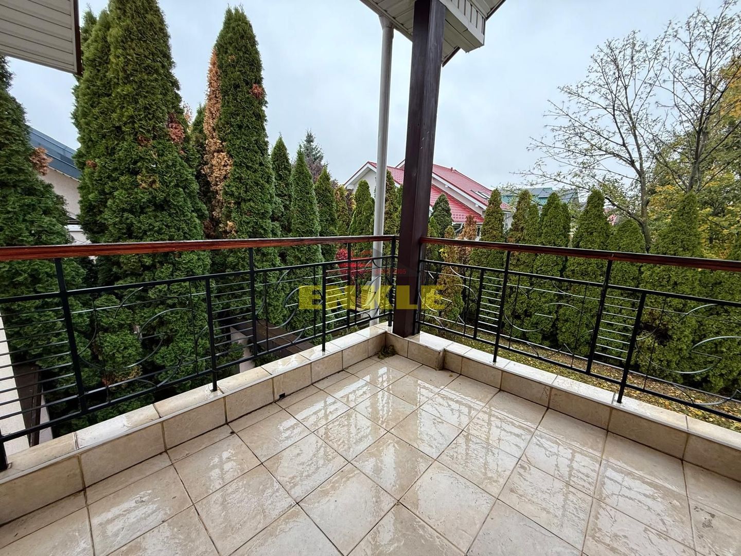 CASĂ DE VÂNZARE – ZONA LEBĂDA - Poză 13