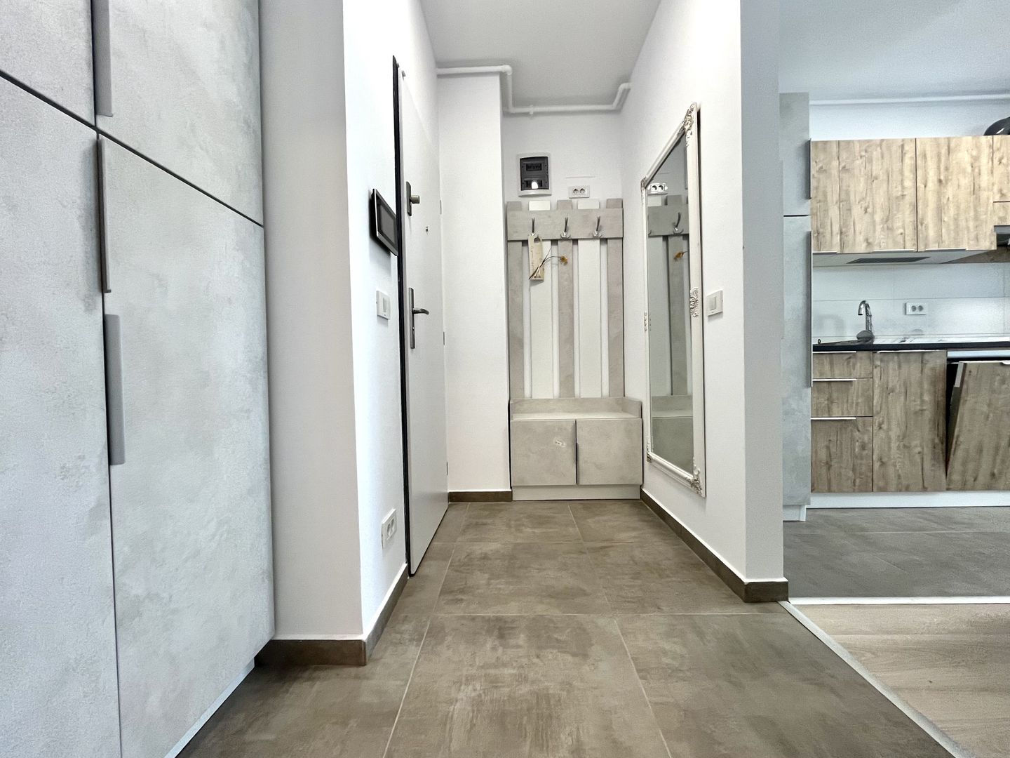 Apartament 1 camera, prima inchiriere,  zona Centrala - City of Mara - Poză 14