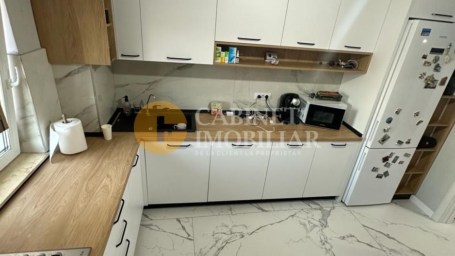 Nicolina -Apartament 4 Camere Decomandat  Bloc 1986 - Poză 9