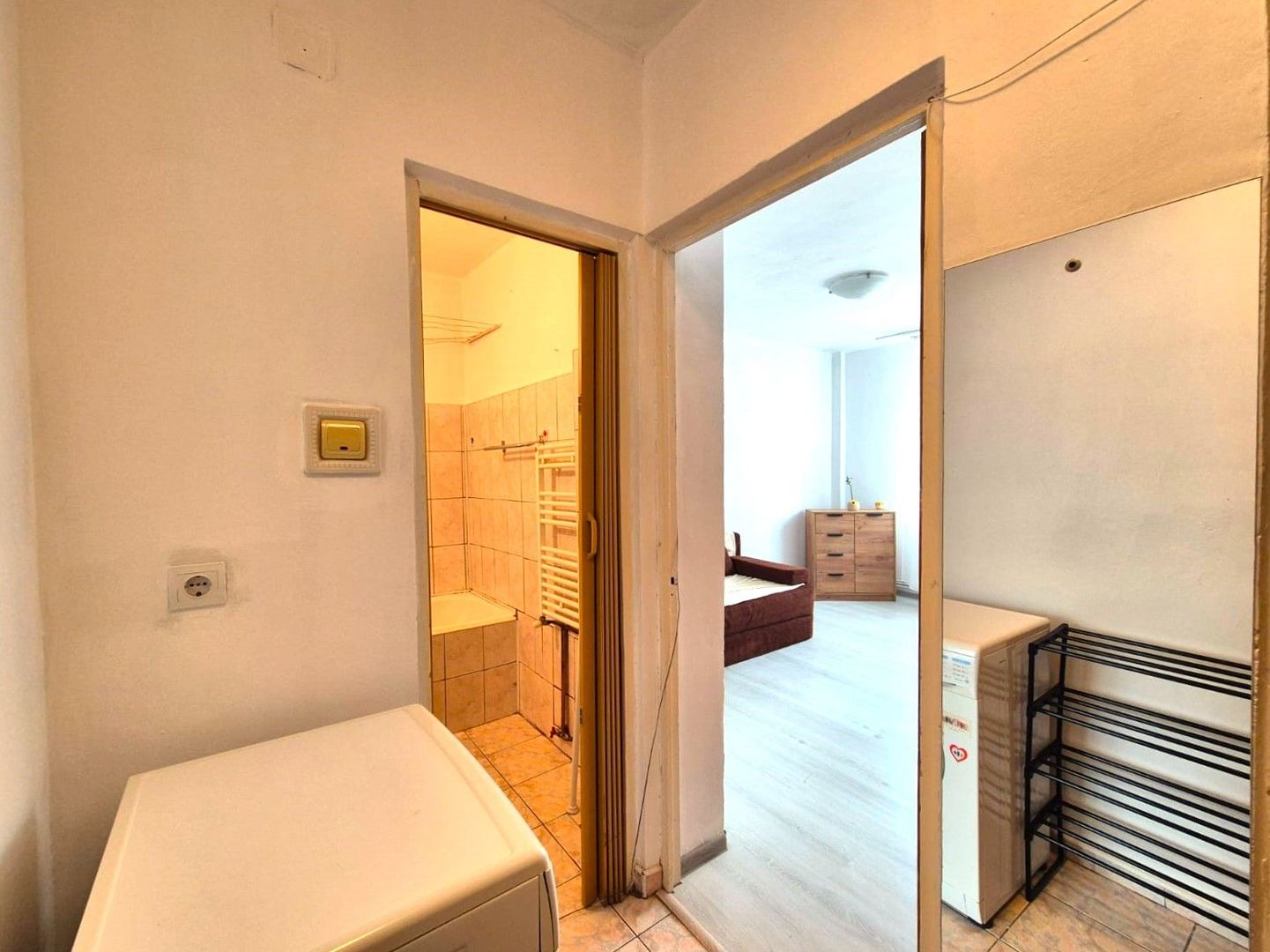 Exclusivitate - garsoniera cu centrala proprie - Poză 6