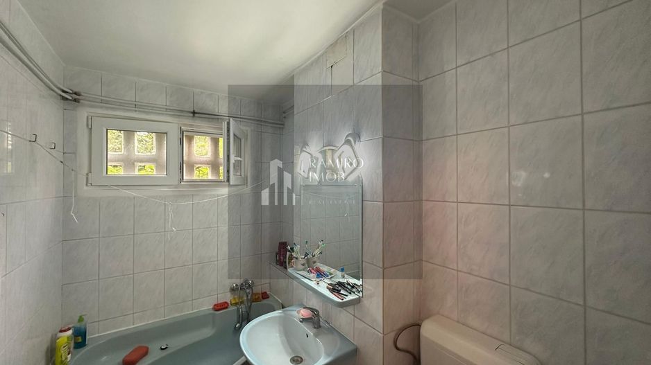 3 camere zona Bd Alexandru Obregia/CENTRALA/PARCARE - Poză 13