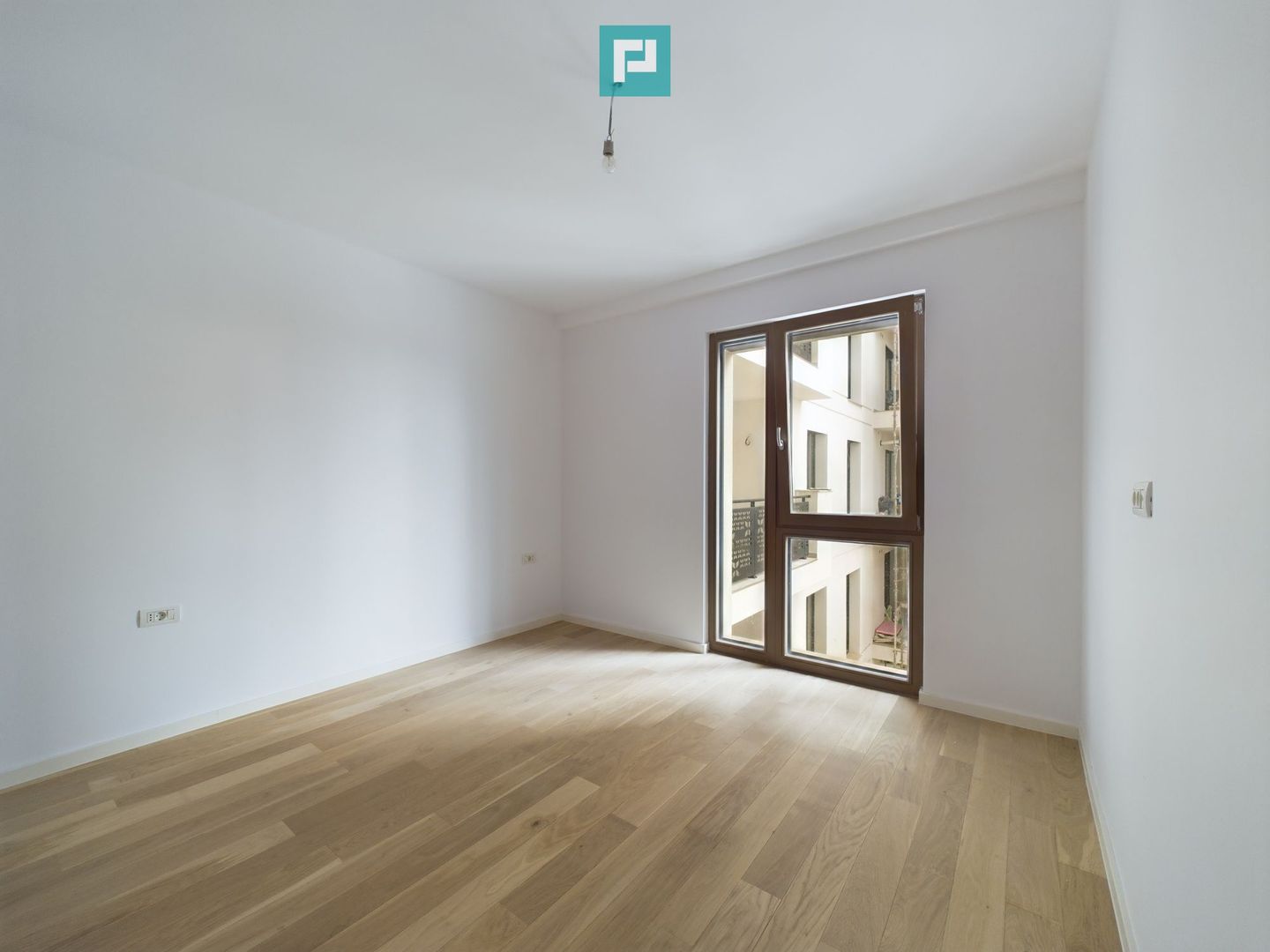 Apartament 2 camere central Circumvalațiunii - Poză 3