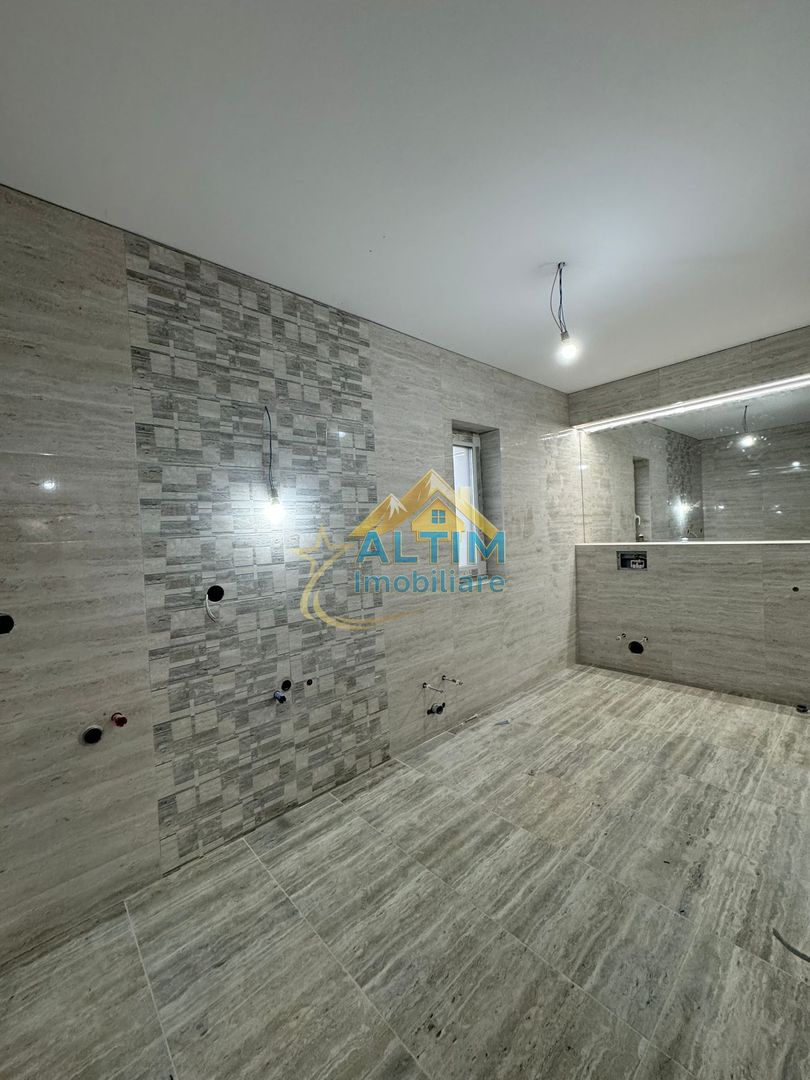 De vânzare - Casă cu 4 camere în cartier Izvor - Poză 13