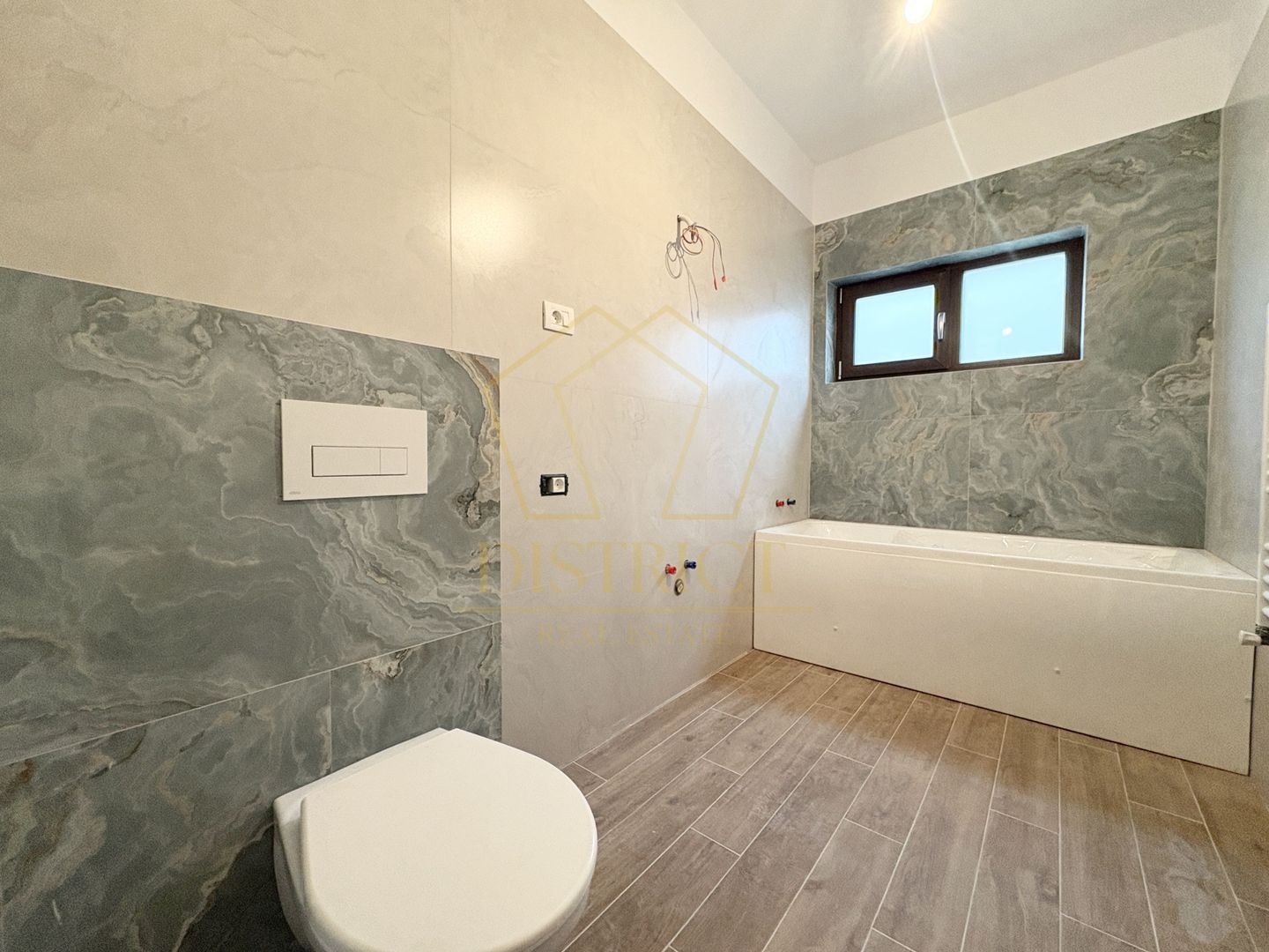 Duplex superb cu 4 camere si 3 bai | Giroc | Hotel IQ - Poză 11