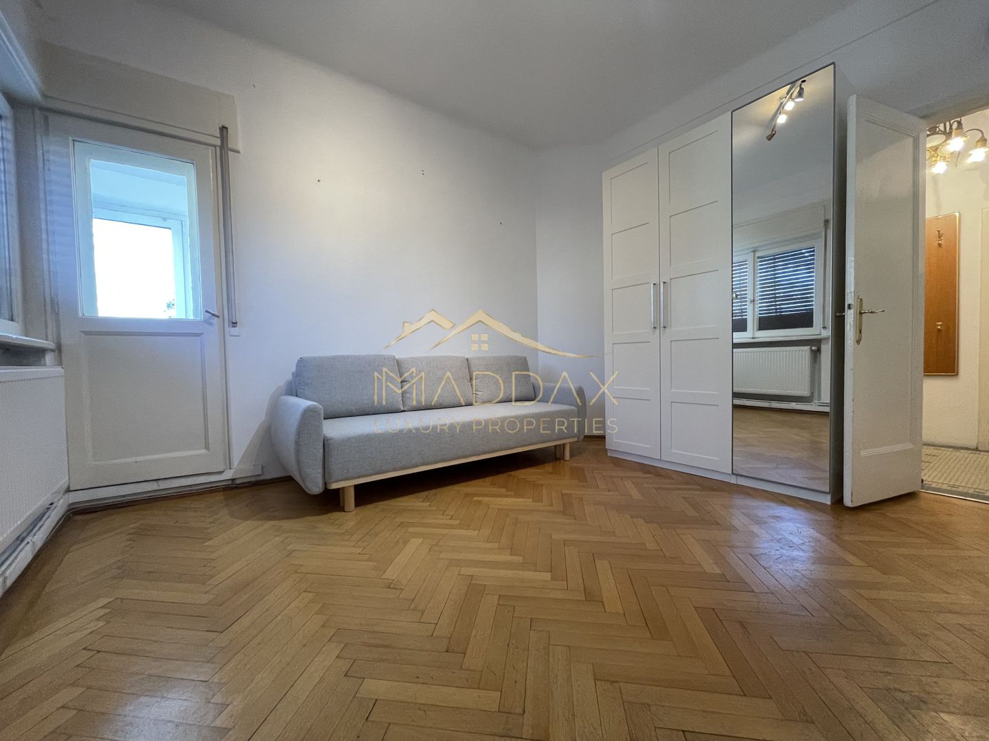 Apartament 5 camere****zona Centrala - Poză 8