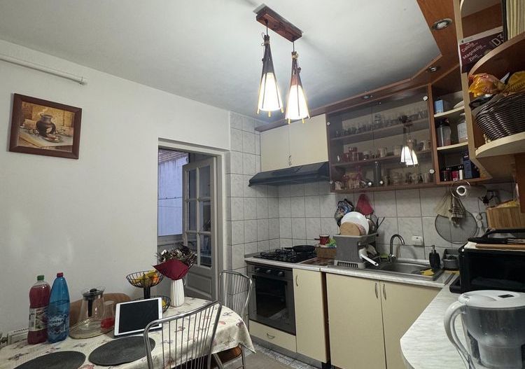 Apartament 2 camere semidecomandat 42 mp etaj 1 Marasti - Poză 3