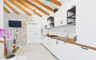 Casă Individuală cu spațiu comercial - Variaș - Poză 18