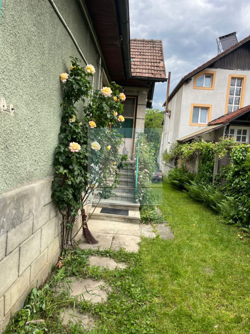 Casa singur in curte - zona Sacele nu - Poză 15