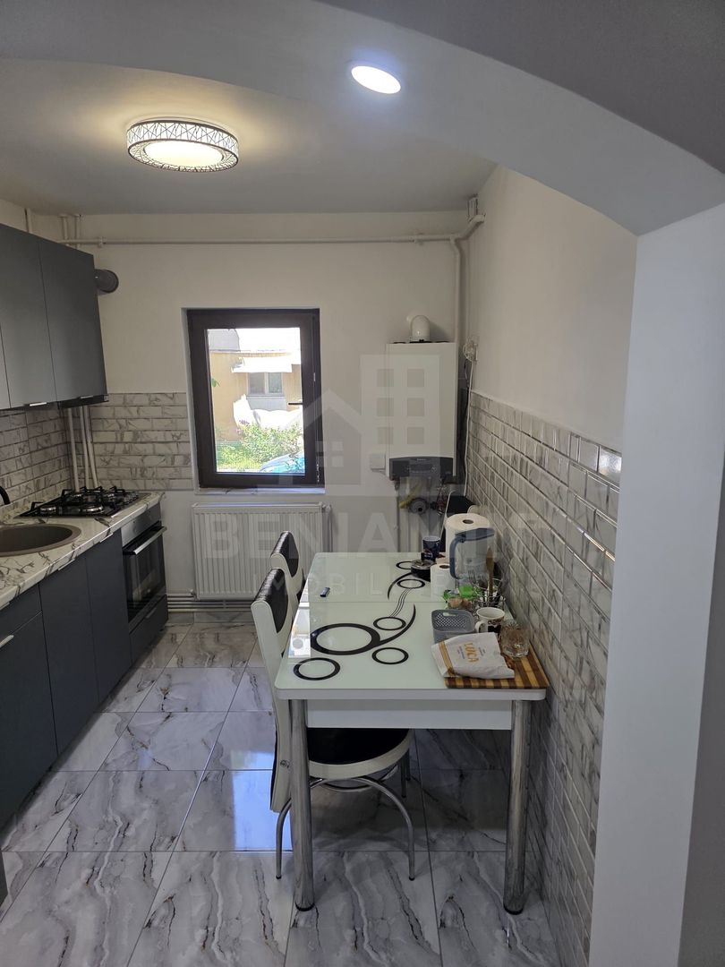 2 Semidecomandate - Parter -Balcon Cu Beci-CT-45mp- Cv9-Scoala 34 - Poză 2