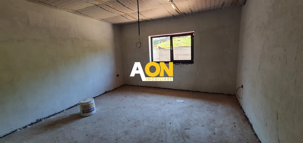Casa semifinisata 4 camere garaj 650 mp teren, langa padure, Micesti - Poză 8