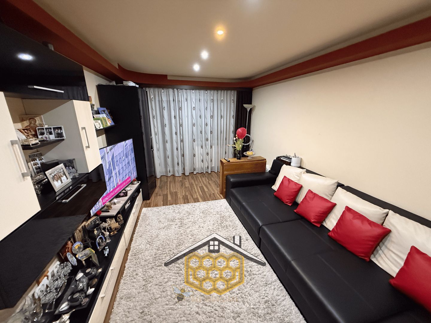 Apartament decomandat 3 camere, 2 balcoane, zona Calea București - Poză 2