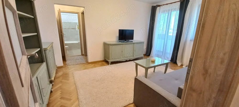 Apartament 2 camere luminos, complet renovat   Piața Victoriei - Poză 2