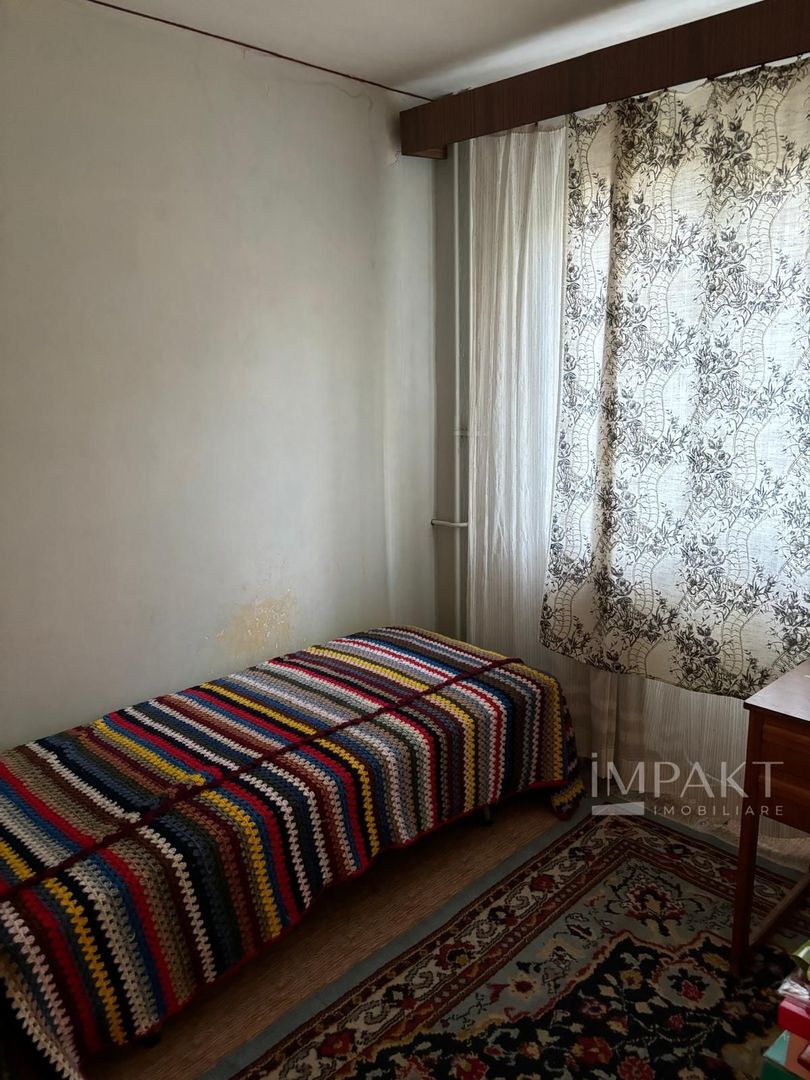 Apartament de vanzare cu 3 camere, cartier Manastur! - Poză 2