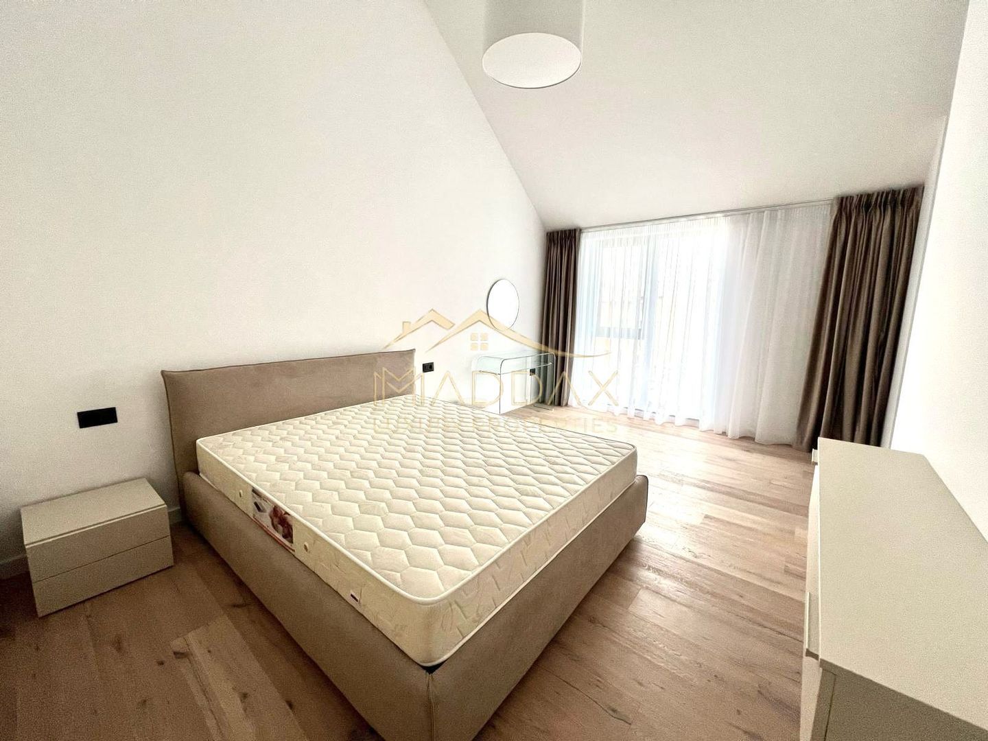 Apartament cu 3 camere *Prima Inchiriere* + Terasa *50mp* / Aviatiei - Herastrau - Poză 4
