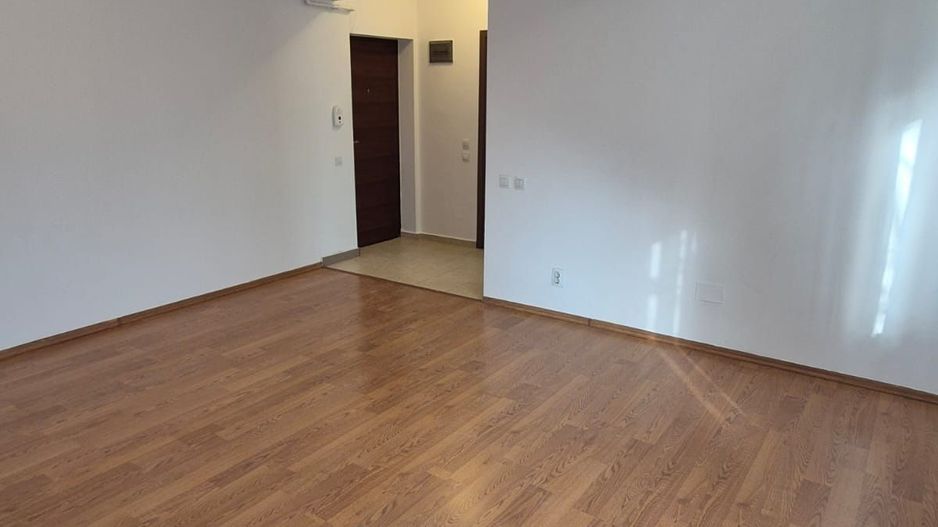 APARTAMENT COCHET CENTRALA PROPRIE METROU EROI REVOLUTIEI - Poză 3