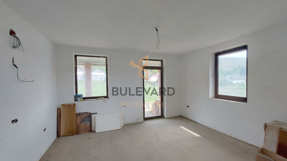 Casa individuala cu teren de 977 mp  la 5 minute de Dej! - Poză 6