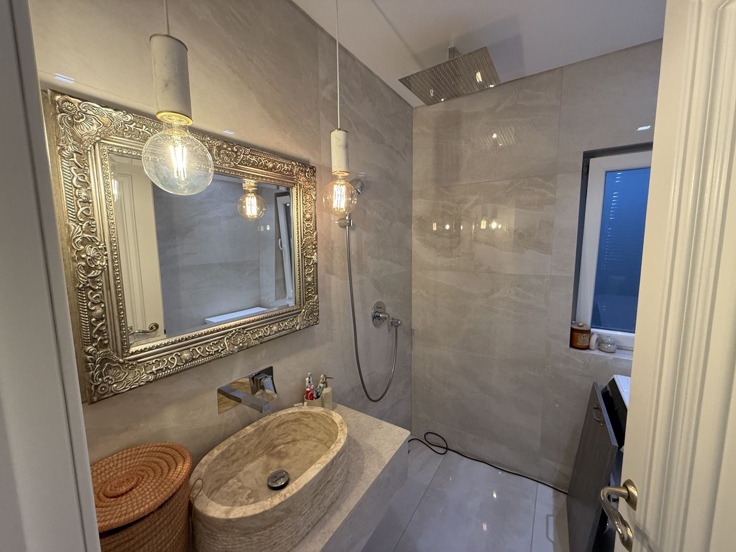 Apartament 3 camere de vânzare | Burdujeni | Complet Mobilat - Poză 9