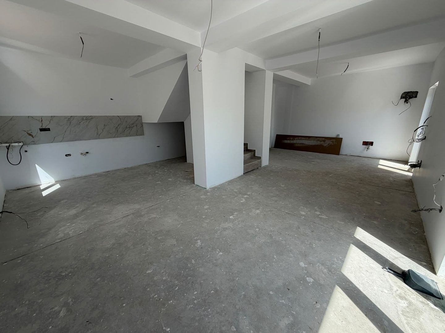 CASA DUPLEX, TOATE UTILITATILE, STRADA ASFALTATA, COMISION 0% - Poză 13