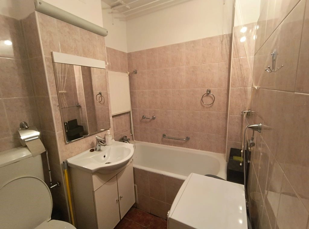 Garsoniera  zona Basarabiei - Arena Nationala - Poză 8