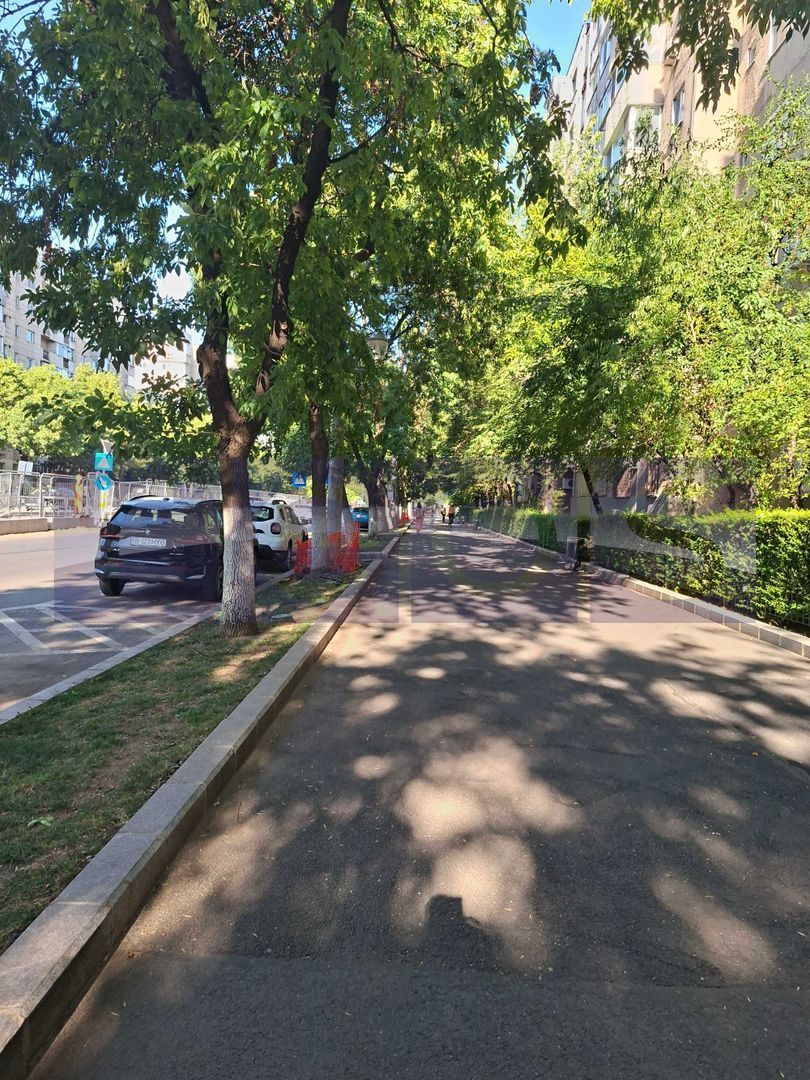 VANZARE 3 CAMERE DECOMANDAT - TIMPURI NOI - Poză 4